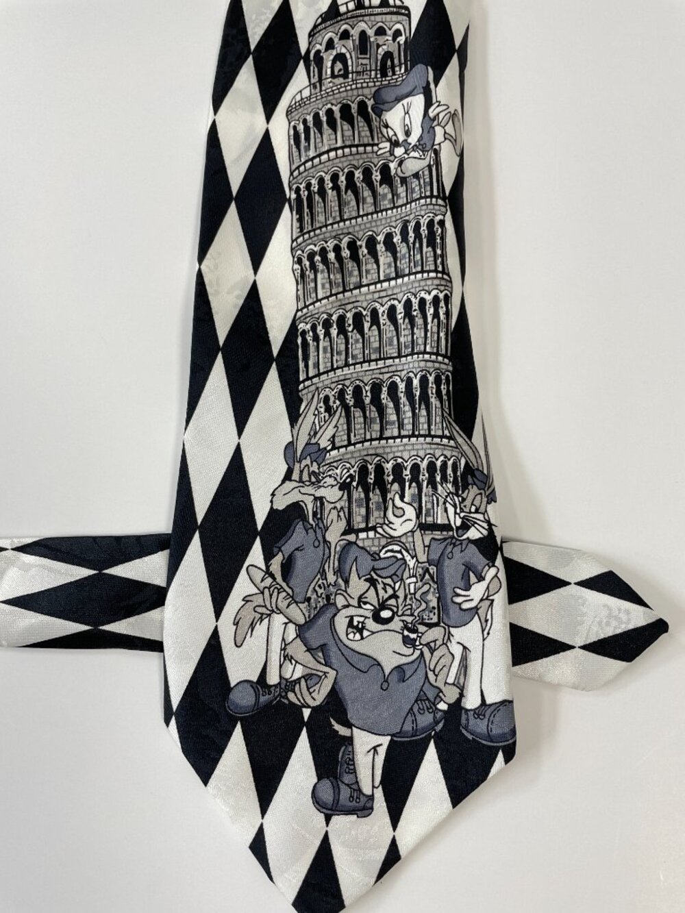 VTG Looney Tunes Tie Bugs Bunny Taz Wile E Coyote Leaning Tower Of Pisa Italy